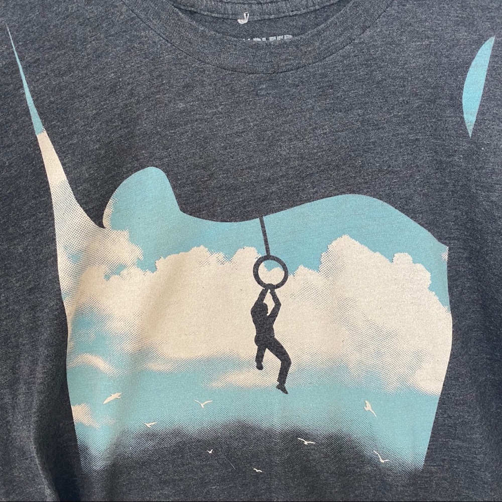 Fullbleed graphic tshirt heather gray